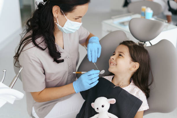 Best Dentist for Tooth Abscess  in Oakland, FL