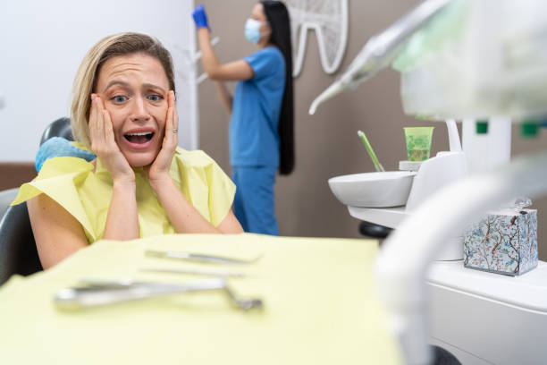 Best Cracked Tooth Emergency Dentist  in Oakland, FL